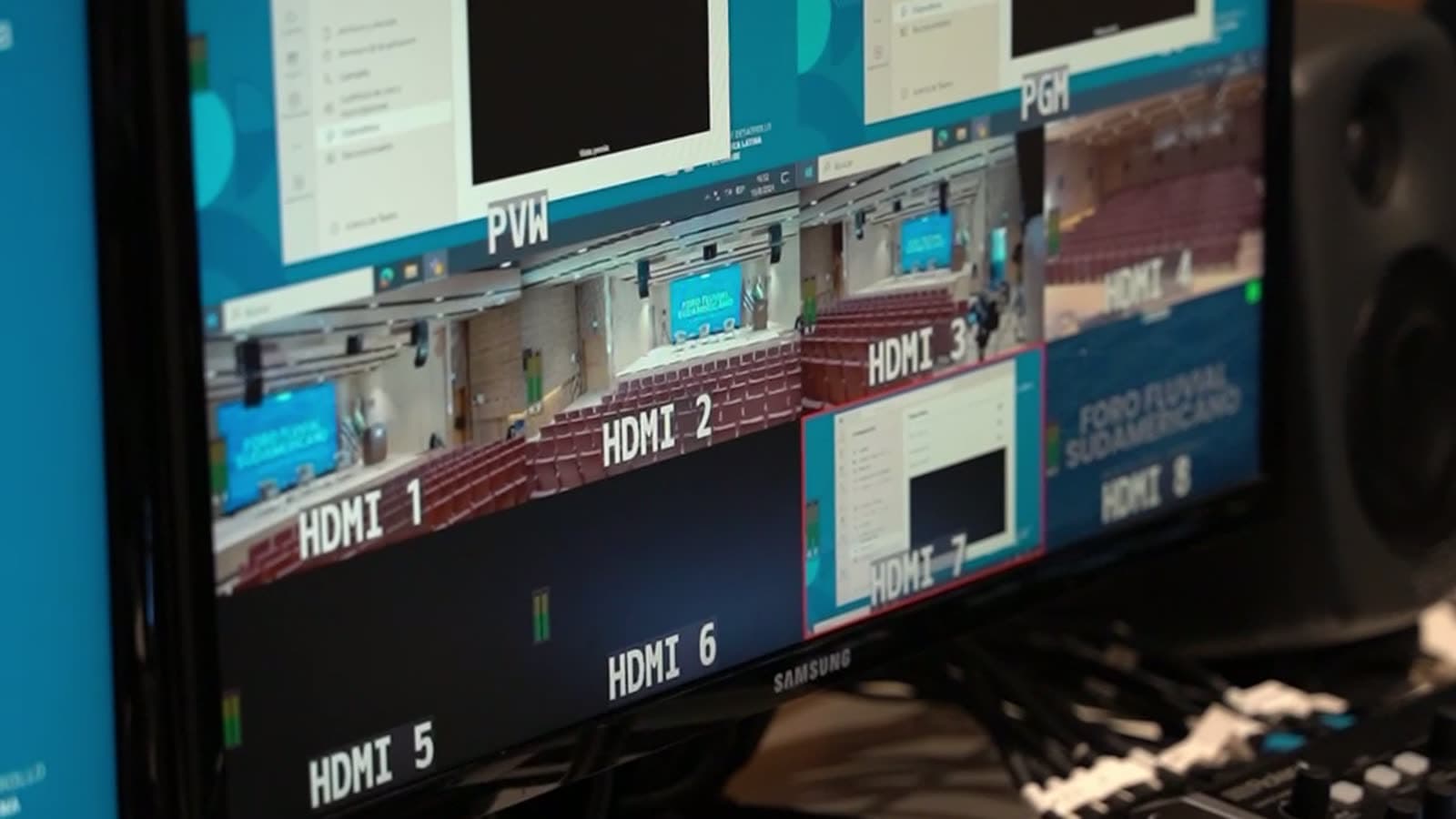 Monitor de multiview del switcher, con las ocho fuentes y las salidas de preview y programa